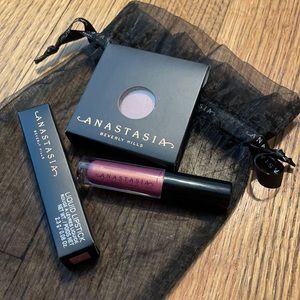 Anastasia Beverly Hills Lip & Eye Bundle w/ bag 😍